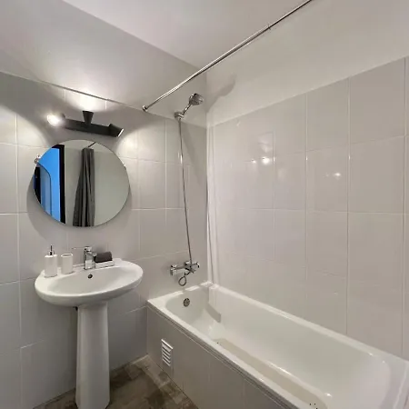 10 By Homing Apartmán *